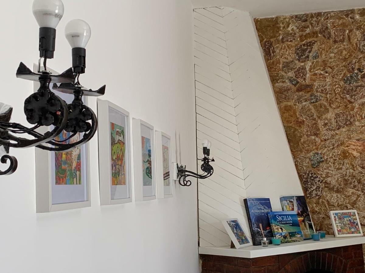 Casa Vacanze Astori トラビーア エクステリア 写真